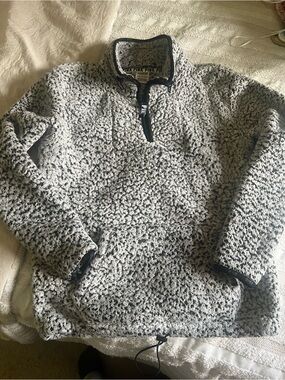 PINK Victoria's Secret Gray/Black Sherpa Half-Zip Pullover